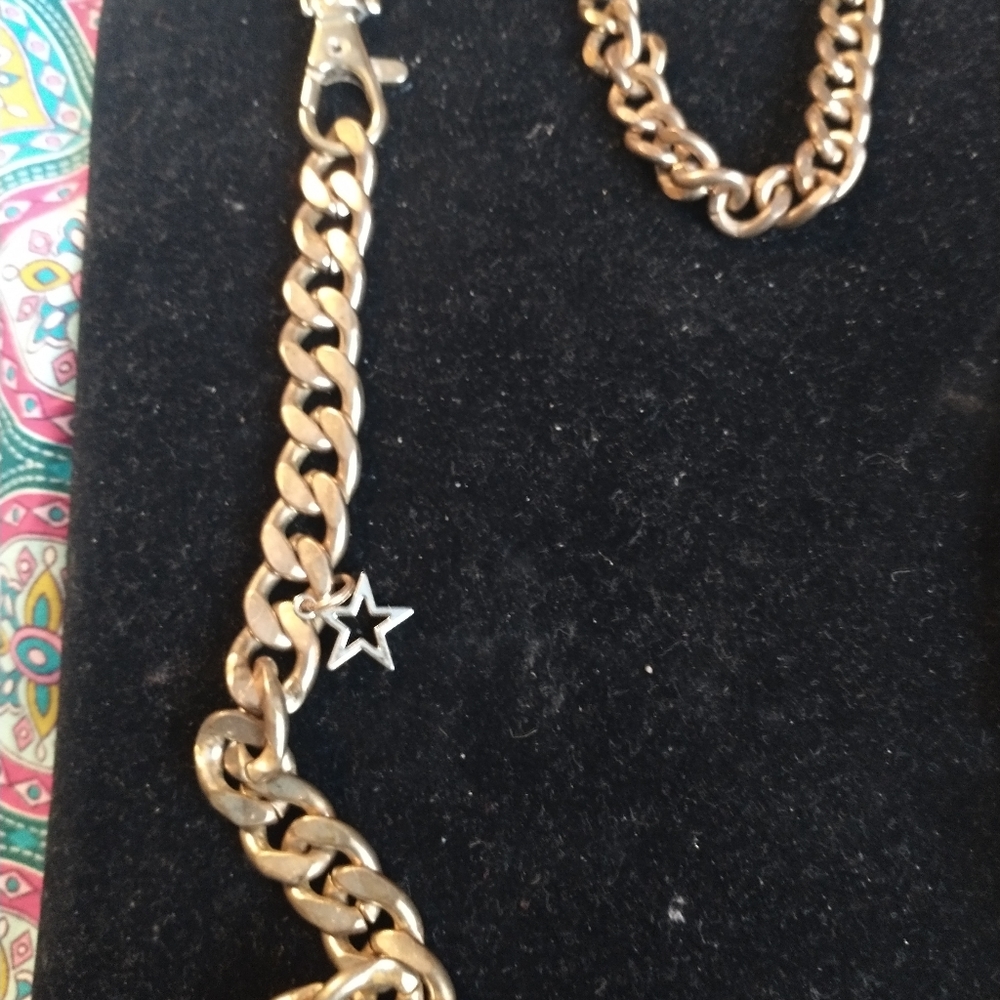 Charming And Delightful Juicy Couture Chain Belt. View 4